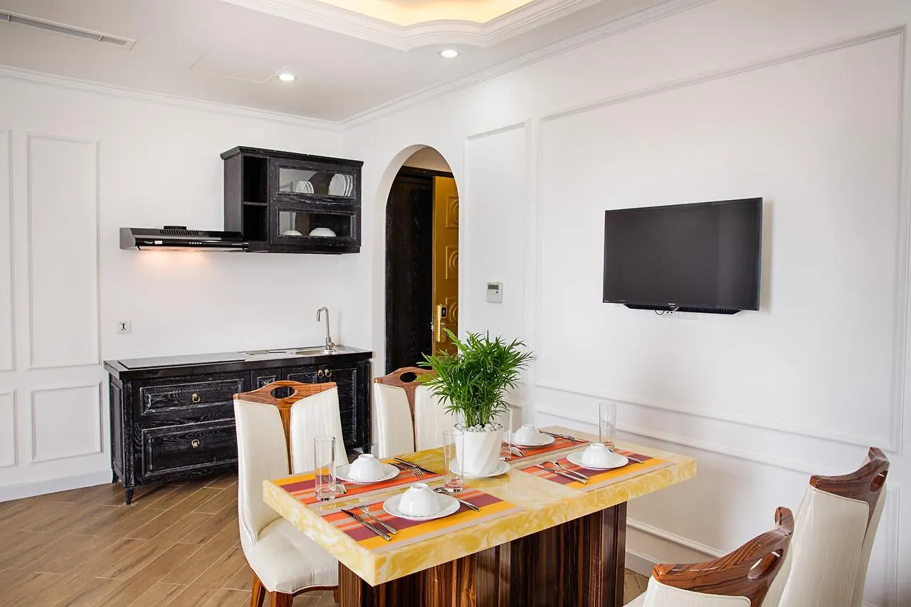 Fivitel Da Nang Hotel 4*,